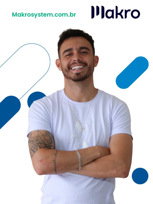 Vinicius Seabra, Gestor do departamento de Marketing da Makrosystem, representando um artigo sobre a relação da contabilidade com o futebol no blog da Makro