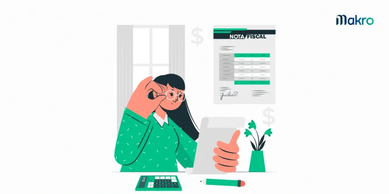 Uma mulher segura um papel escrito 'Nota Fiscal', ajeitando seus óculos enquanto observa uma calculadora e um lápis ao lado de uma planta;