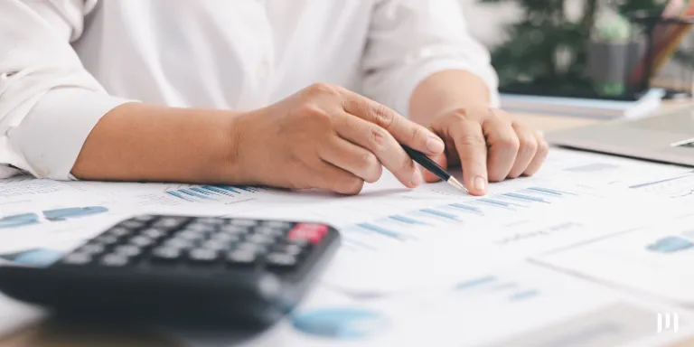 Simples Nacional 2027 reúne as opções e os prazos que microempresas e empresas de pequeno porte precisam seguir para entrar no regime ou recolher IBS e CBS.